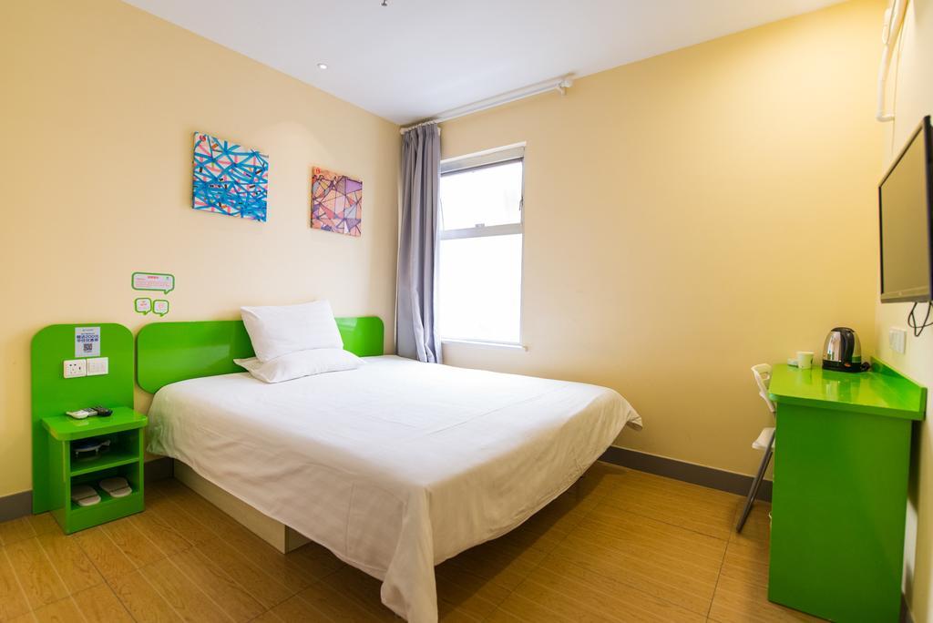Hi Inn Shenyang Fengtian Street ภายนอก รูปภาพ